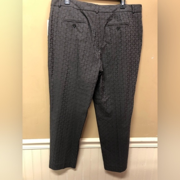 Valerie Stevens Gray Embossed Pants Size 16 NWT - Picture 2 of 6